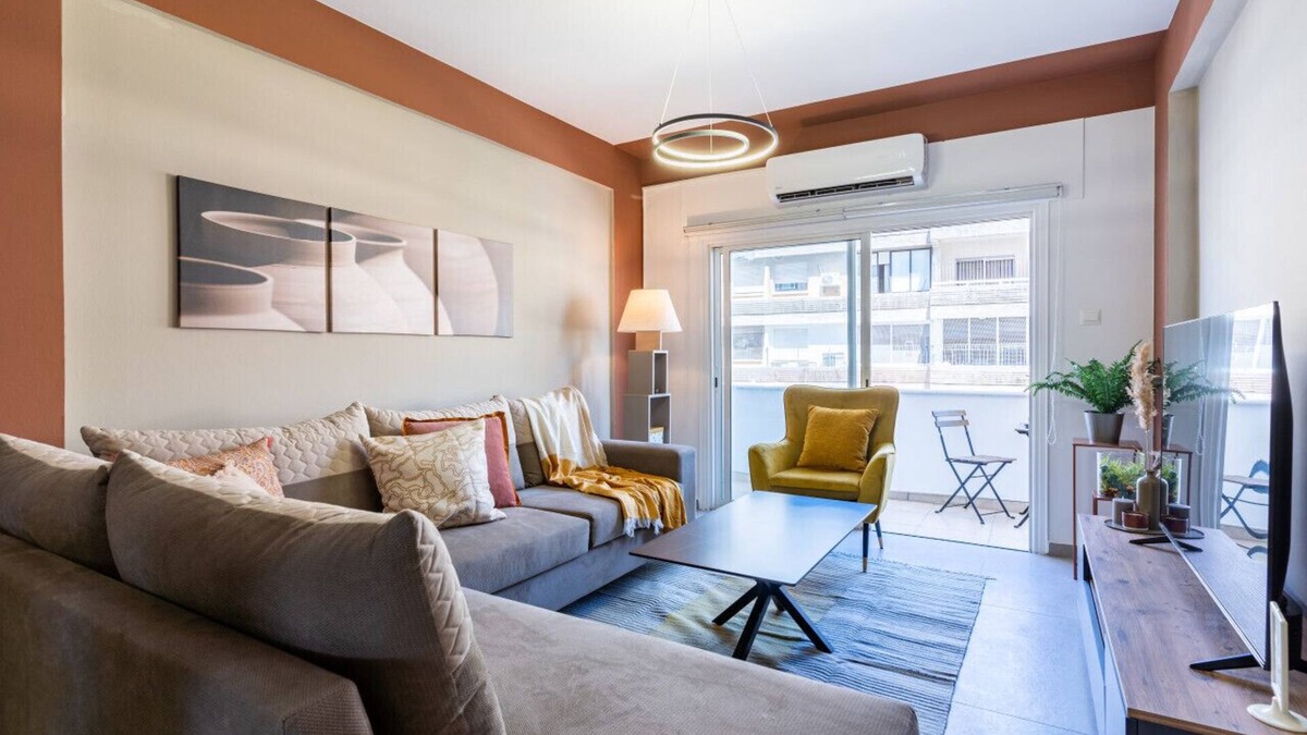 Larnaca City Centre Apartment | Oracle 2-Bedroom Apartment in Larnaca