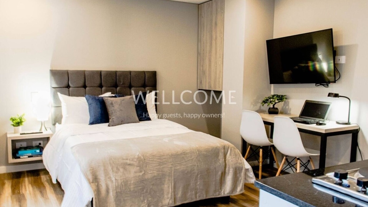 Centro International Apartment | Orange by Wellcome