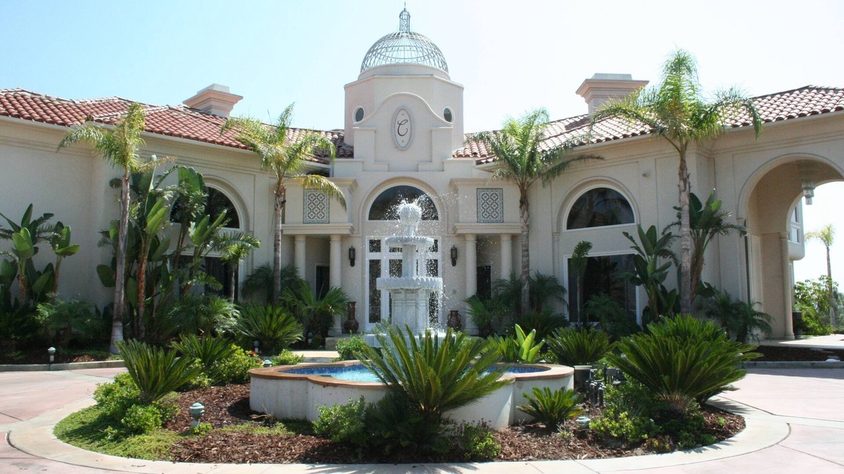Orange House | Orange County Mansion