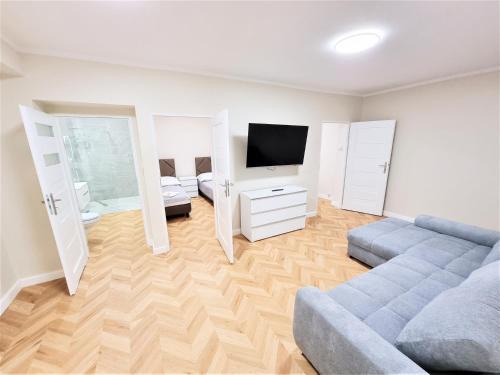 Bedzin Hostel | Orange Tree Hotel