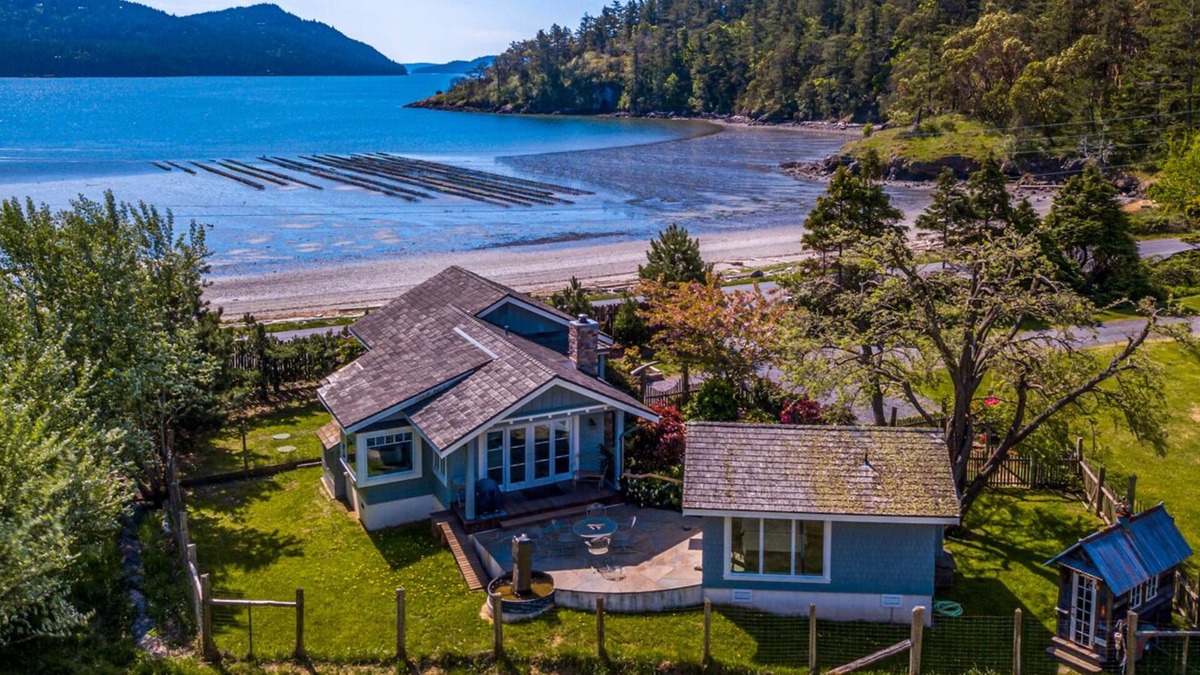 Eastsound Cottage | Orcas Island, Crescent Beach Cottage #252
