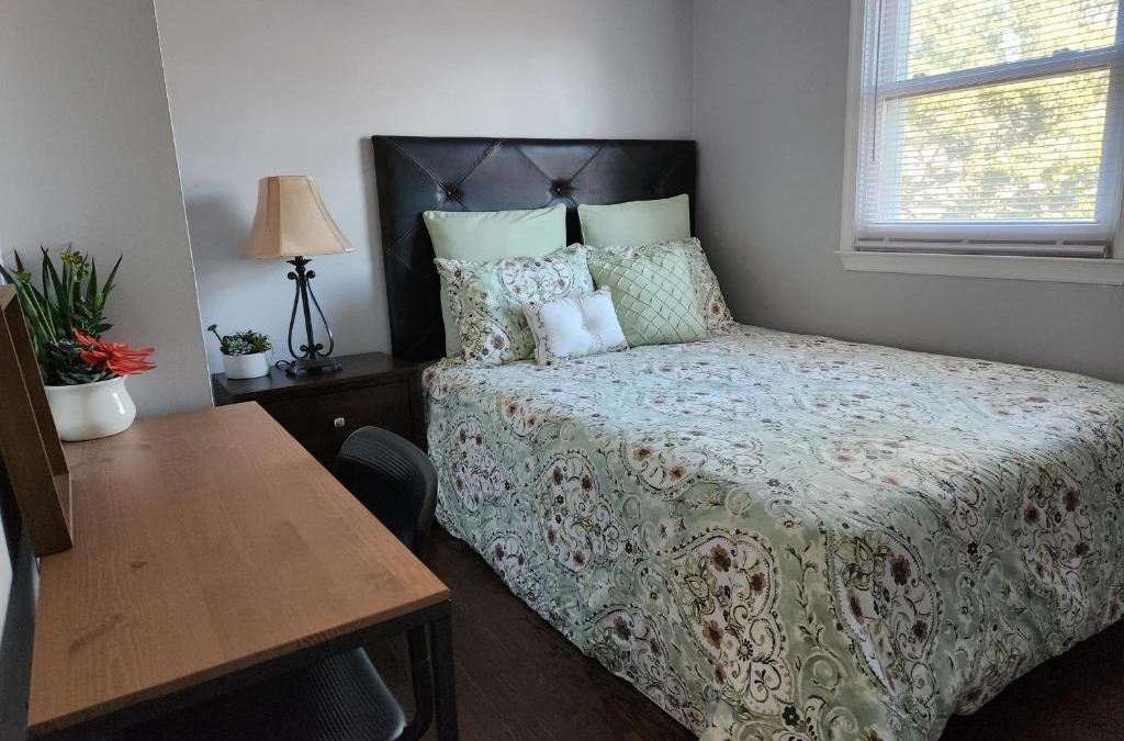 South Gate House | Orchard Secret Private Room
