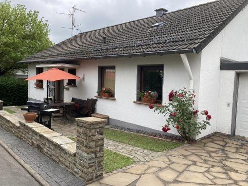 Overath Apartment | Oreste