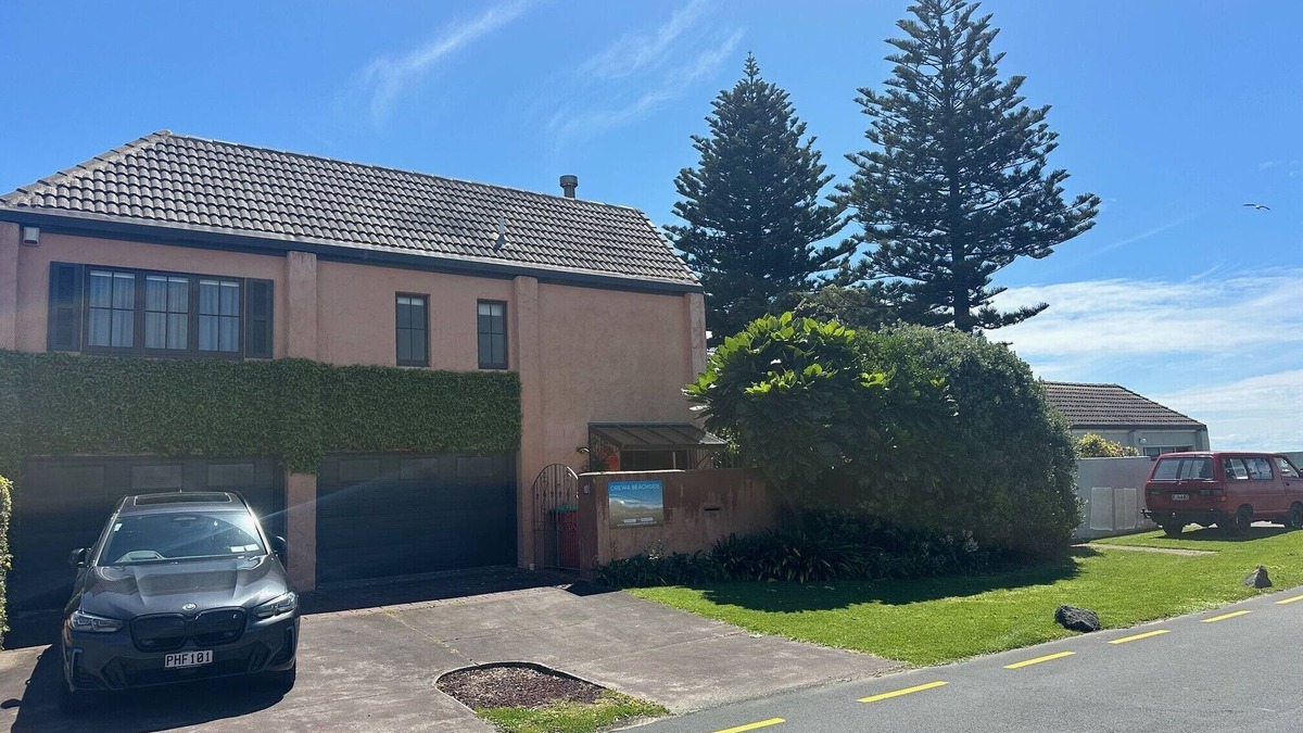Orewa Villa | Orewa Beachside