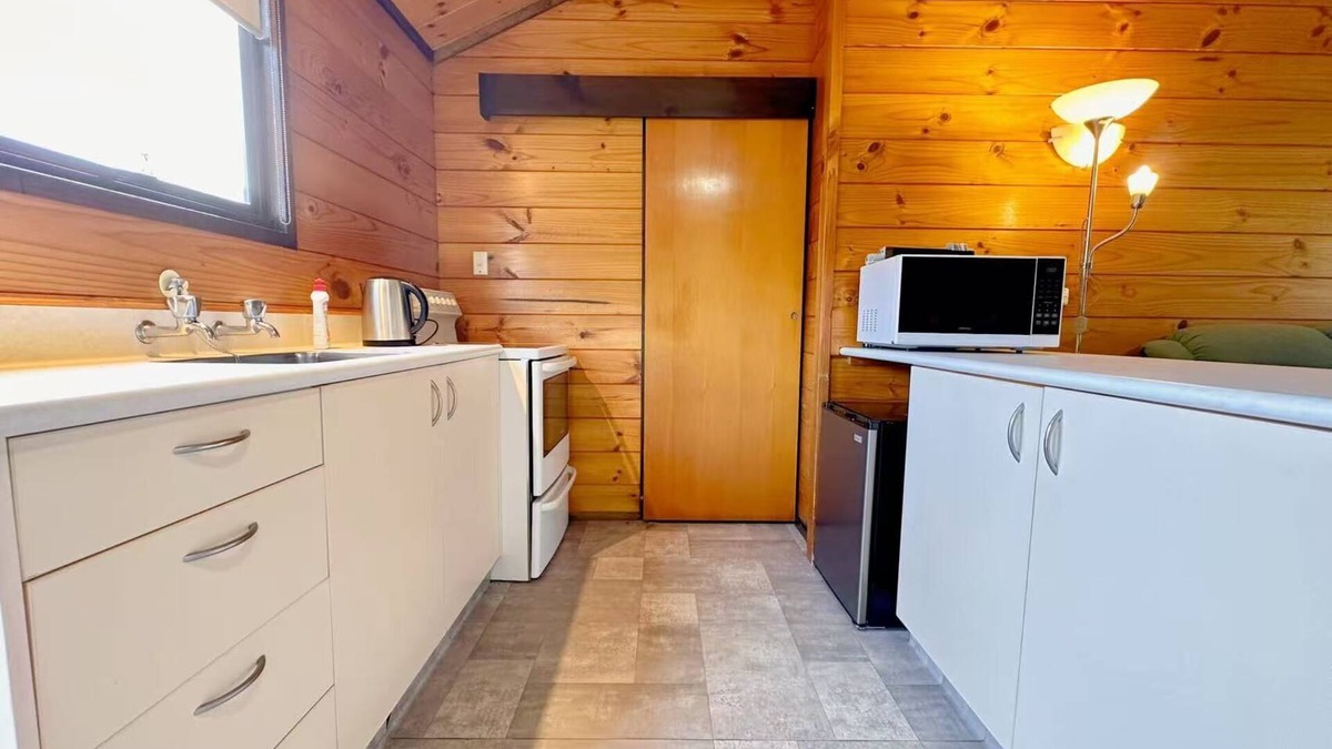 Orewa Hotel | Orewa Motor Lodge