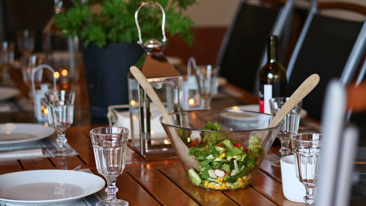 Elche Ski Chalet | Organic farm, with herbs, vegetables ,fruits trees etc and pool