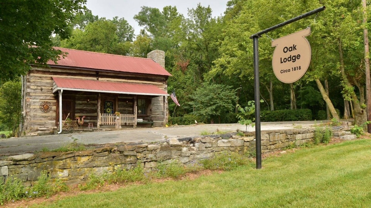 Lawrenceburg Cabin | Original Circa 1818 Oak Lodge