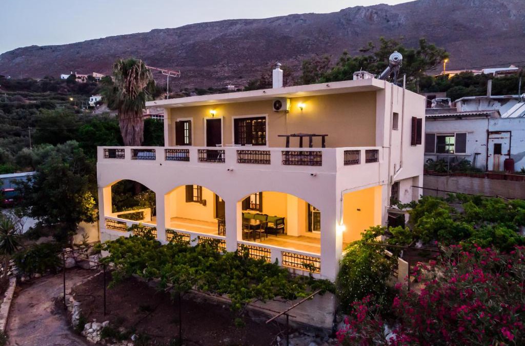 Afrata House | Originally Traditional 3bd Villa with fantastic view