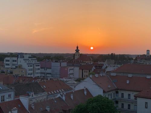 Gyor Apartment | ORIGO
