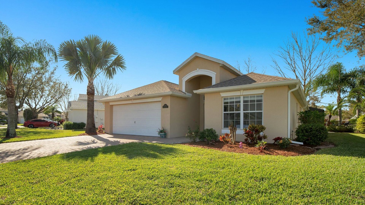 Mission Park Villa | Orlando Area 4 BR/3 BA Villa - Pool, Spa, Game Room, Wi-Fi, Gated Community