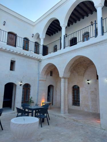 Eyyubiye Hotel | ORPHEUS OTEL-Konak