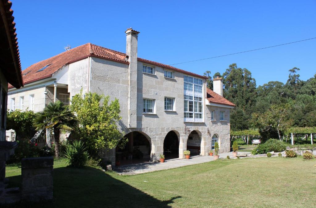 Vilaboa House | Os Areeiros Turismo Rural & Bodega