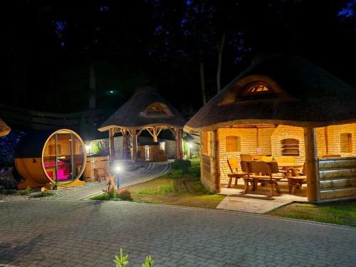 Milowka House | Osada Kuboski Dom z Bali Leśny Zakątek