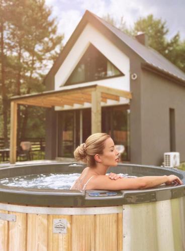 gmina Bierzwnik Villa | Osada pod Gwiazdami & SPA - FAMILY ogrodzony dom, prywatne JACUZZI, kominek, grill, ognisko, Kajaki, Plaża, Jeziora
