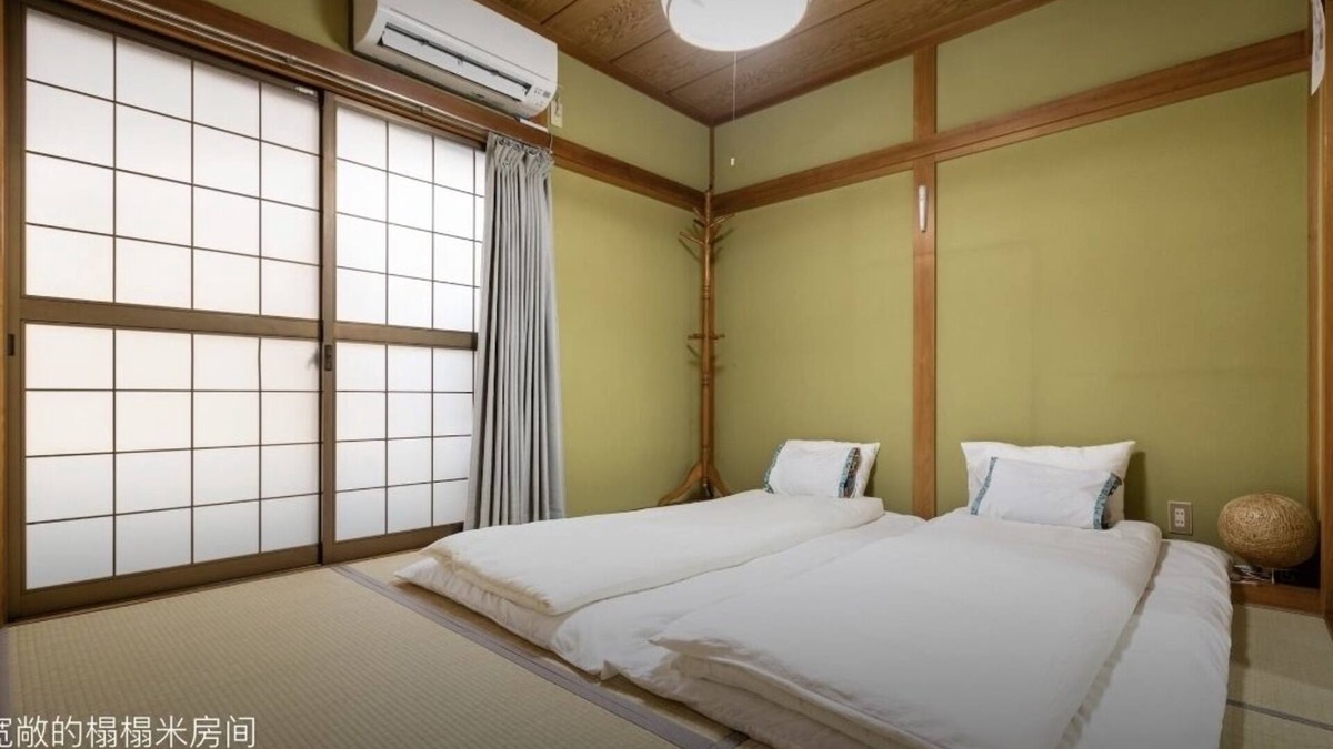 Sumiyoshi House | Osaka, 10mins train to Namba, 4 mins walk to stn, Private 2 floor whole house