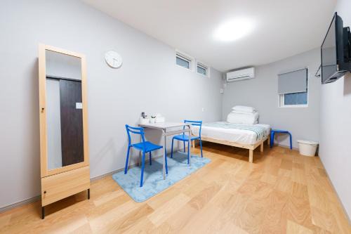 Naniwa House | Osaka Namba Yeon House