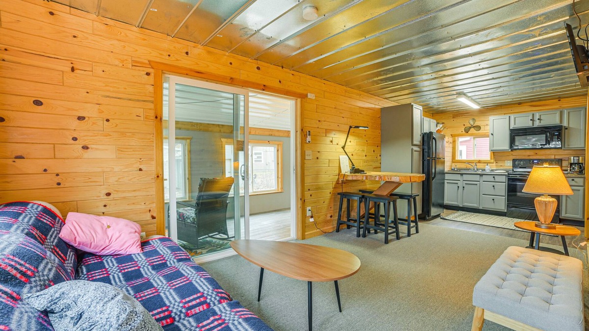 Oscoda Cabin | Oscoda Cabin w/Charcoal Grill: Walk to Lake Huron