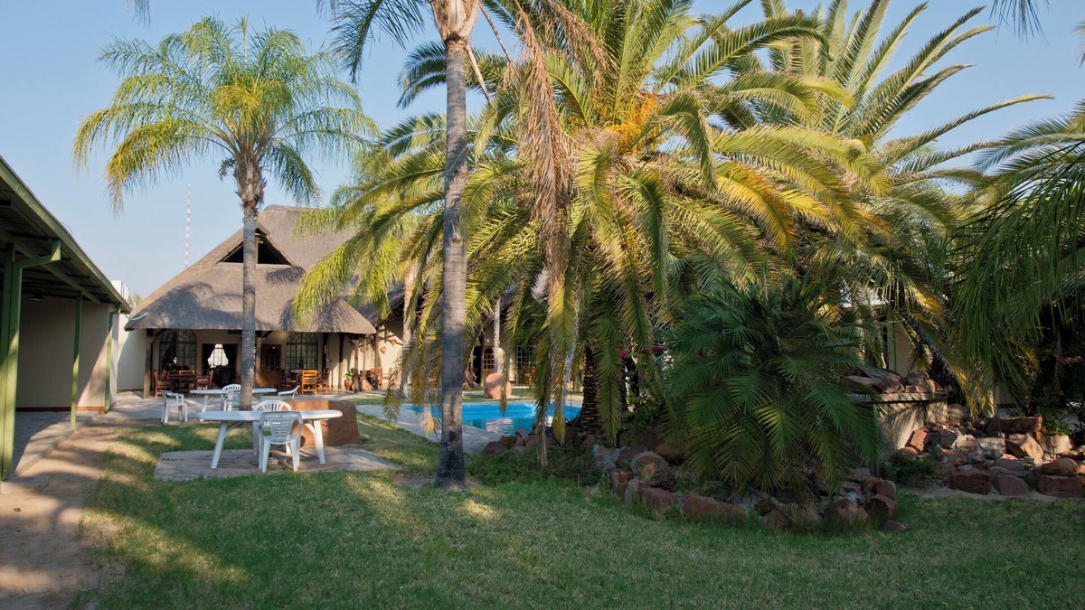 Oshakati Cabin | Oshakati Country Lodge