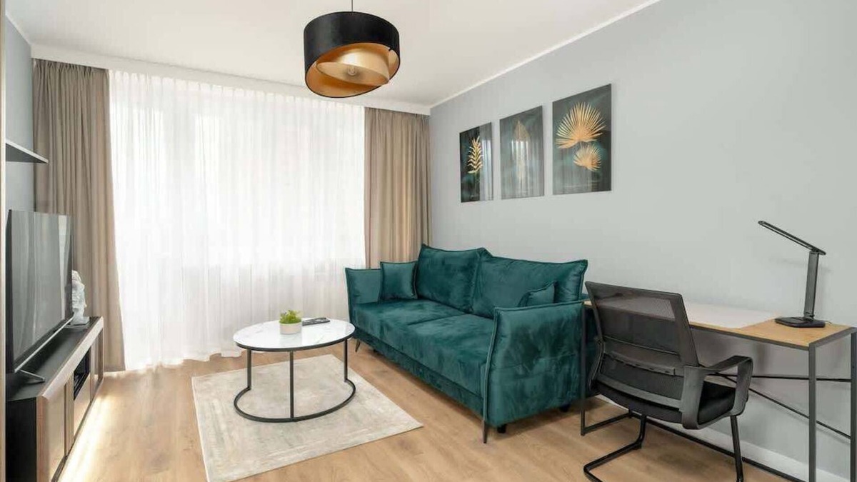 Nowe Miasto Apartment | Osiedle Tysiąclecia 70 | Apartment for 6 | Malta