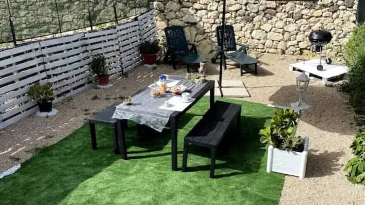 Nulvi Apartment | Osiris house with private garden and barbecue