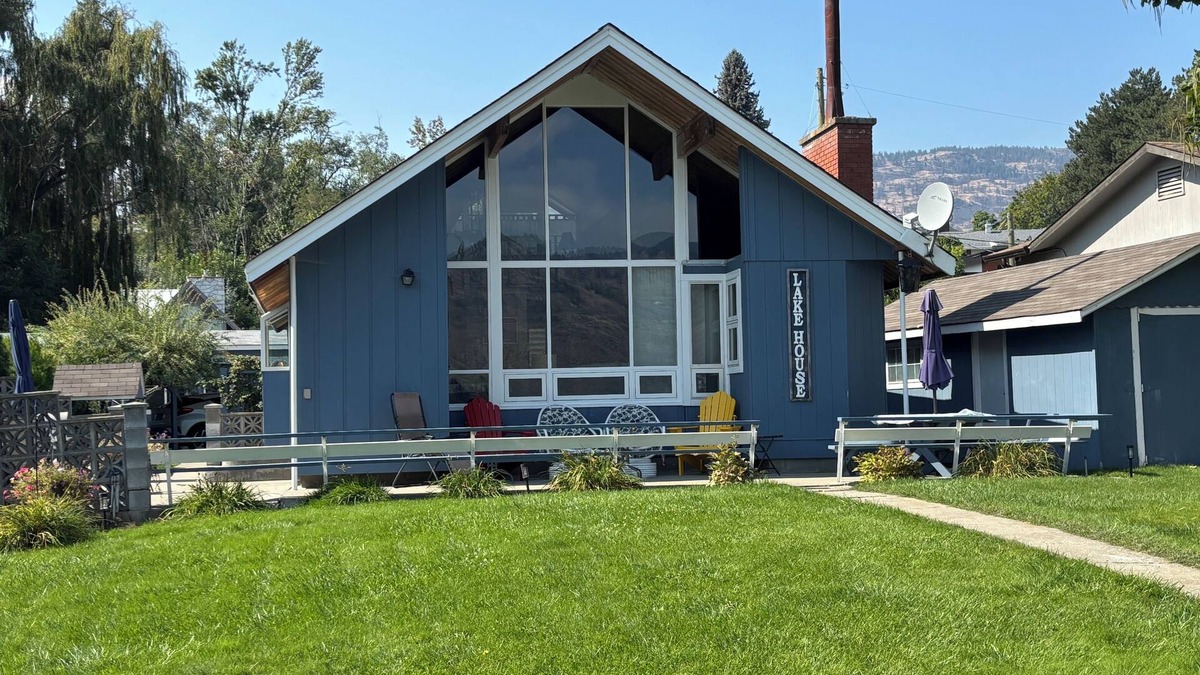 Okanagan-Similkameen Cottage | Osoyoos Snowbird Delight