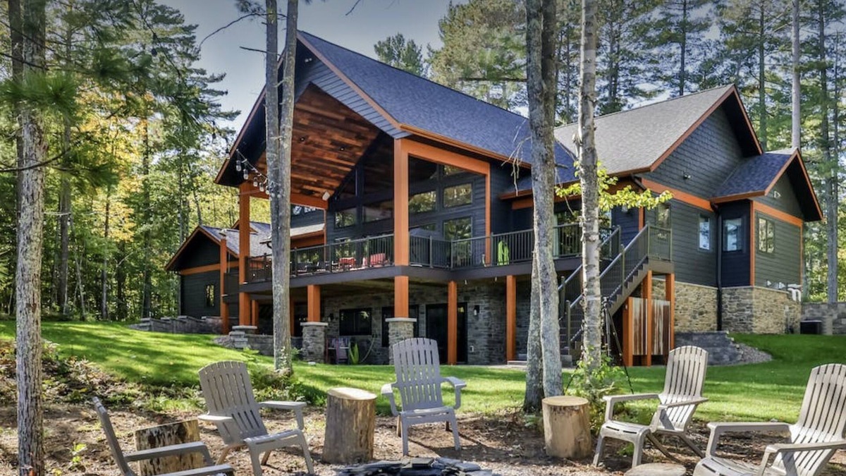 Manitowish Waters House | Osprey Bay Waters - Weeks still available this summer, Bikes, Kayaks, Rowboats