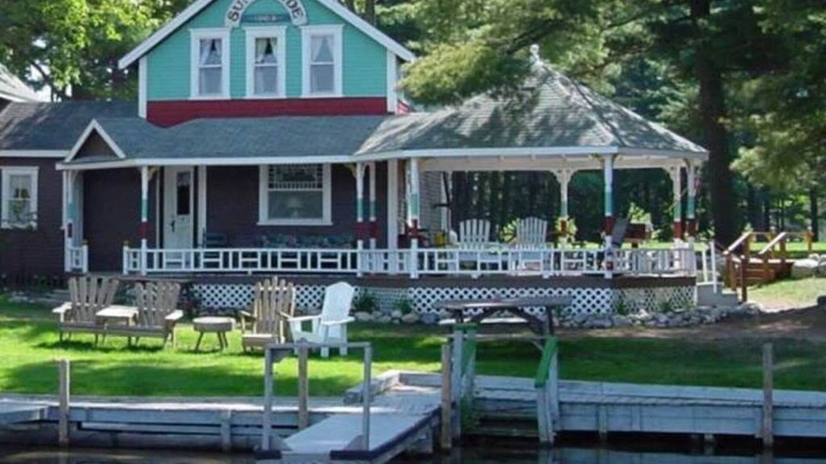 Waterboro House | Ossipee Lake house, pet friendly