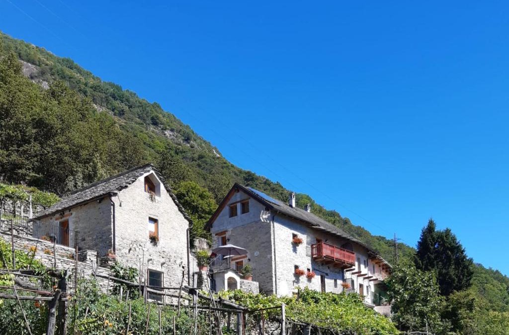 Crevoladossola House | Ossola dal Monte - Affittacamere