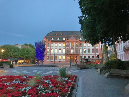 Mainz City Center Apartment | Osteiner Hof by The Apartment Suite