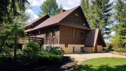 Adamow House | OSTOJA BONDYRZ