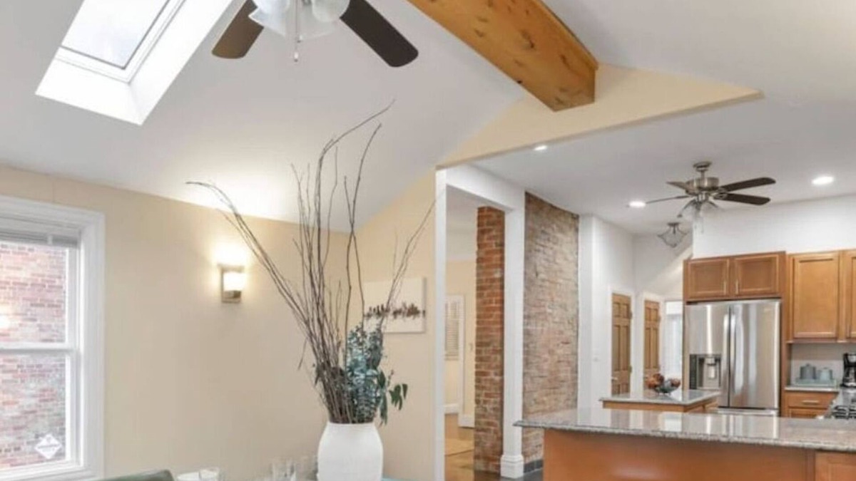 University District House | OSU and Short North 4 BR- Patio and Garage w/EV