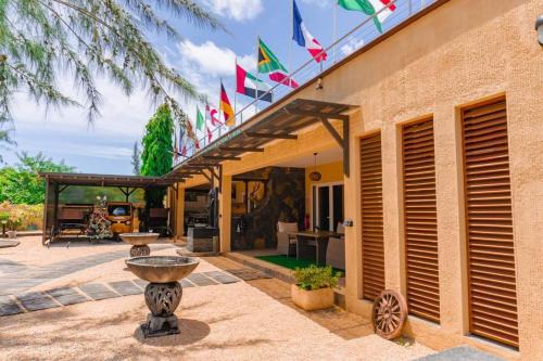 Quatre Cocos Apartment | OTF Rooms & Apartments
