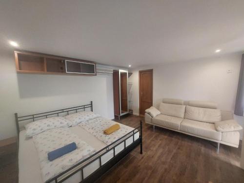 Siofok Aranypart Apartment | Otis vendégház