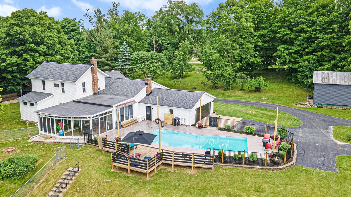 Bradley House | Otsego Château Sanctuary - Pool/Guest House/Event Venue/Pond/Fire Pit
