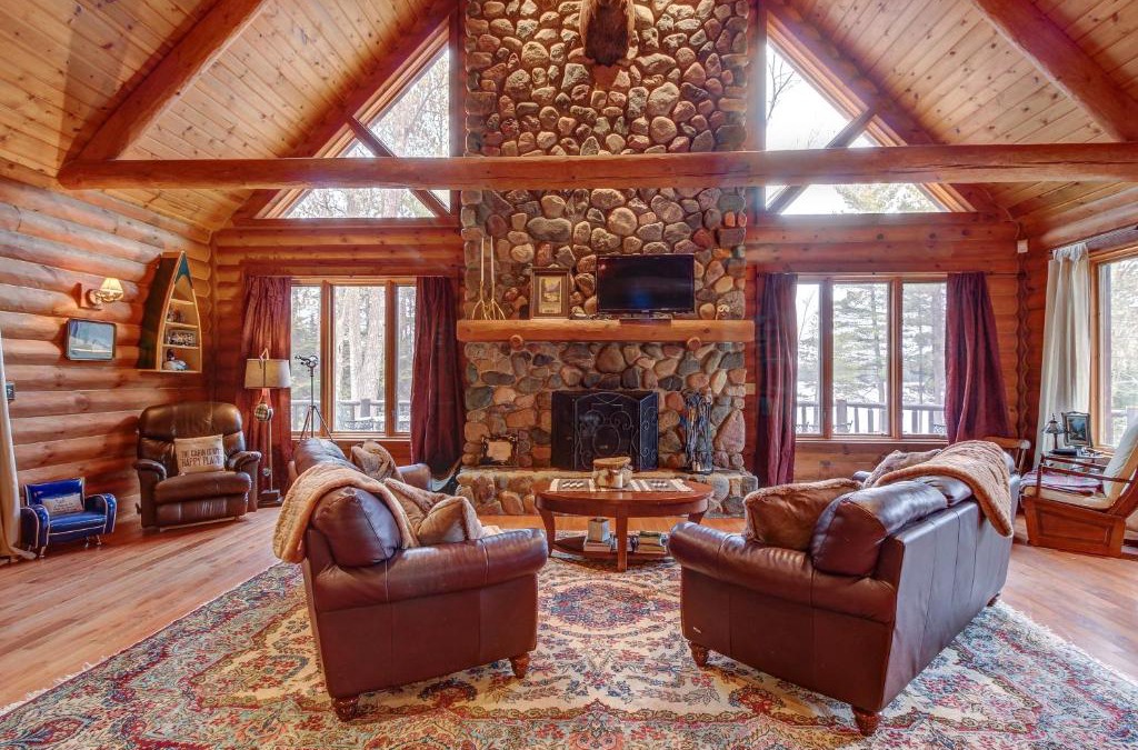 Three Lakes House | Otter Cove