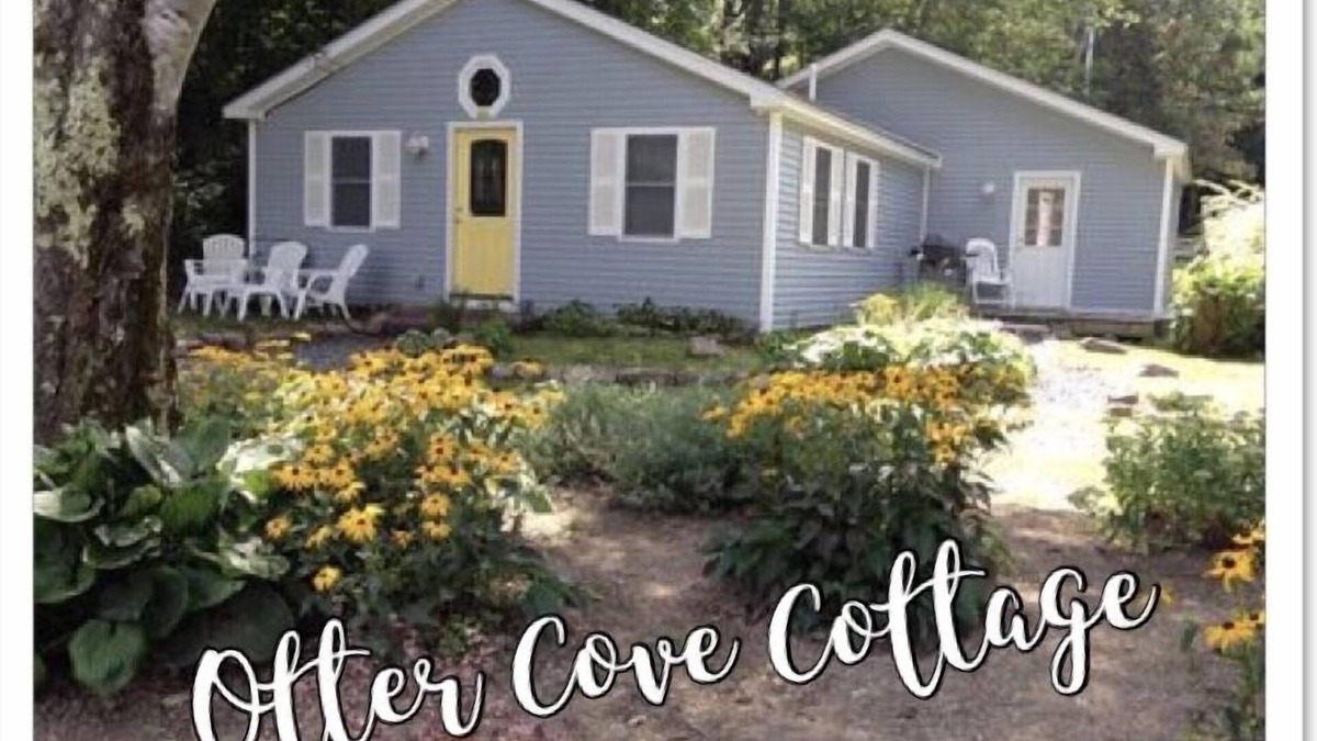 Otter Creek Cottage | Otter Creek - Close to Bar Harbor - away from the crowds - walk to Acadia!