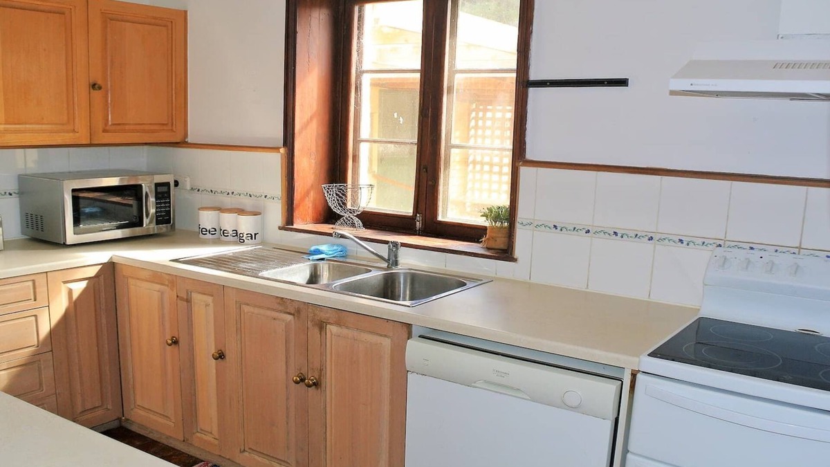 Lacepede House | Otter House 4 Bed - Experience Otter House