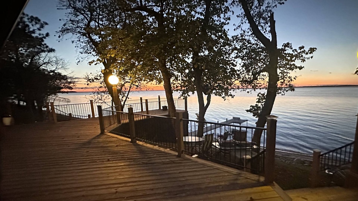 Ottertail House | Otter Tail Lake /Fall Colors/Bike Paths/Parks/Snowmobile Trails