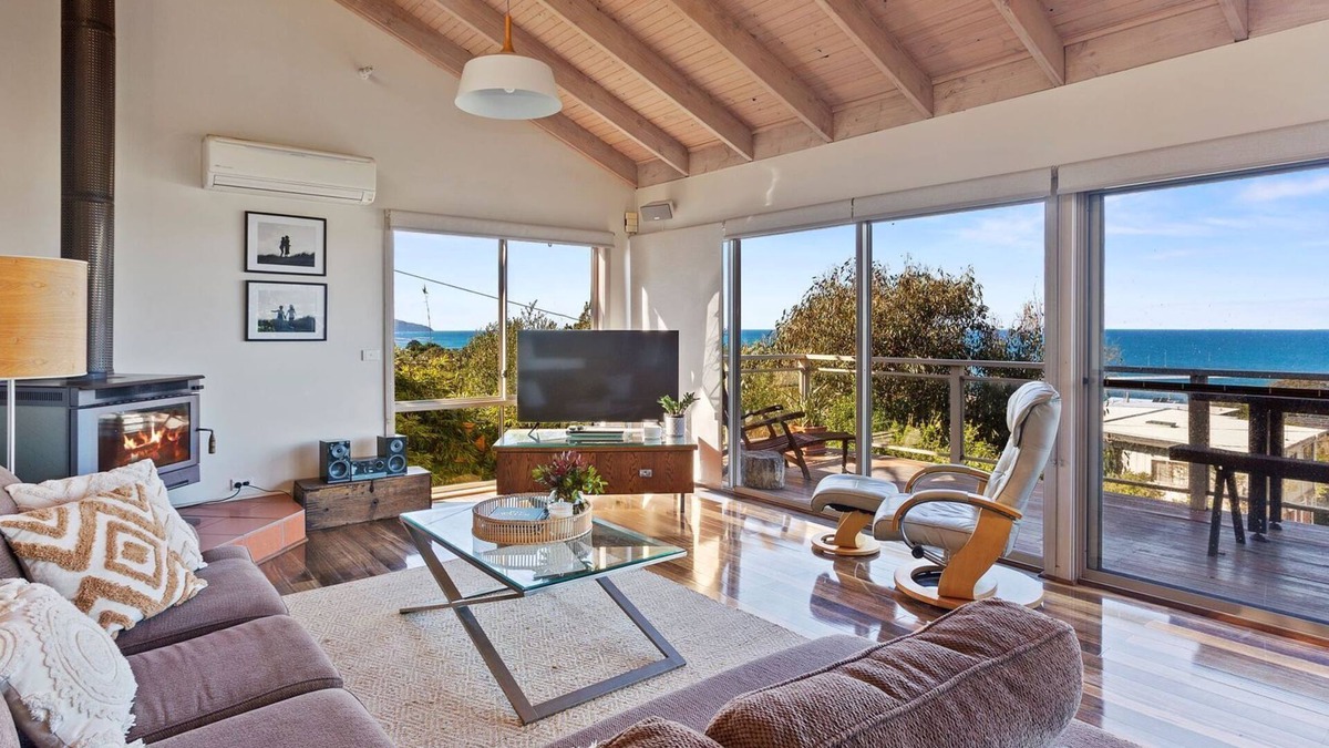 Skenes Creek House | Otway Views - Relaxation & Recreation