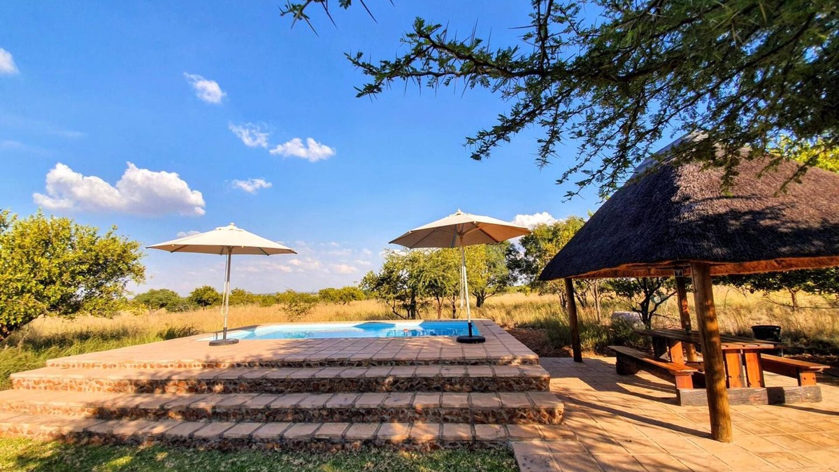 Hammanskraal Cabin | OuKlip Game Lodge