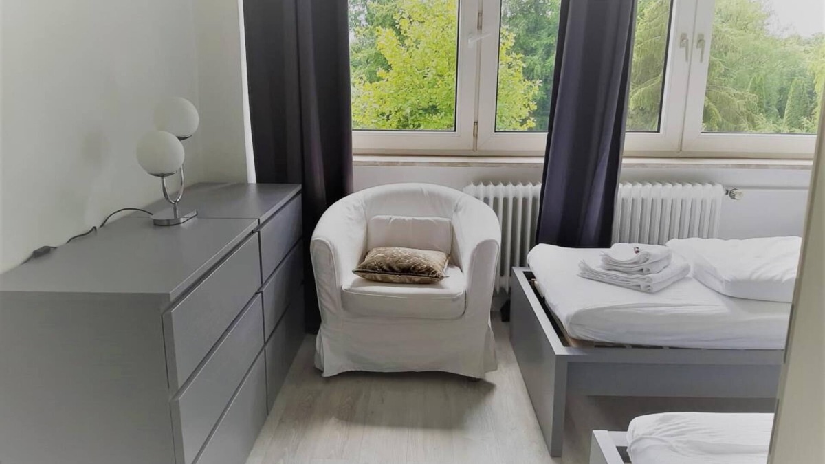 Bramfeld Apartment | Our apartment no. 4 is located in our apartment house Haldesdorfer Straße and is quietly located to the back of the building, perfect for the small family.