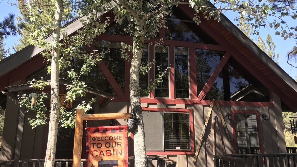 Eagle Mountain Estates Cabin | Our Beary Happy Place