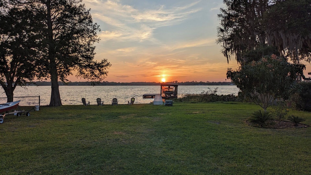 Winter Haven Cottage | Our Camp at Lake Cannon