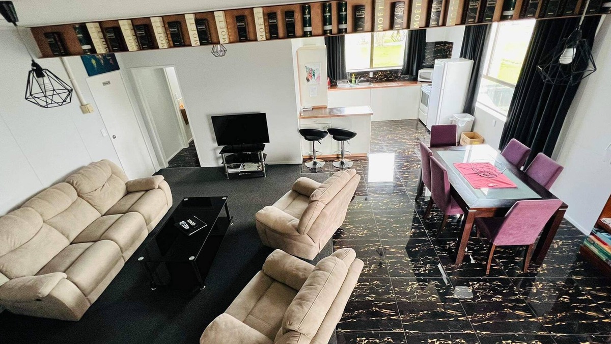 Raetihi House | Our house is the perfect holiday home
