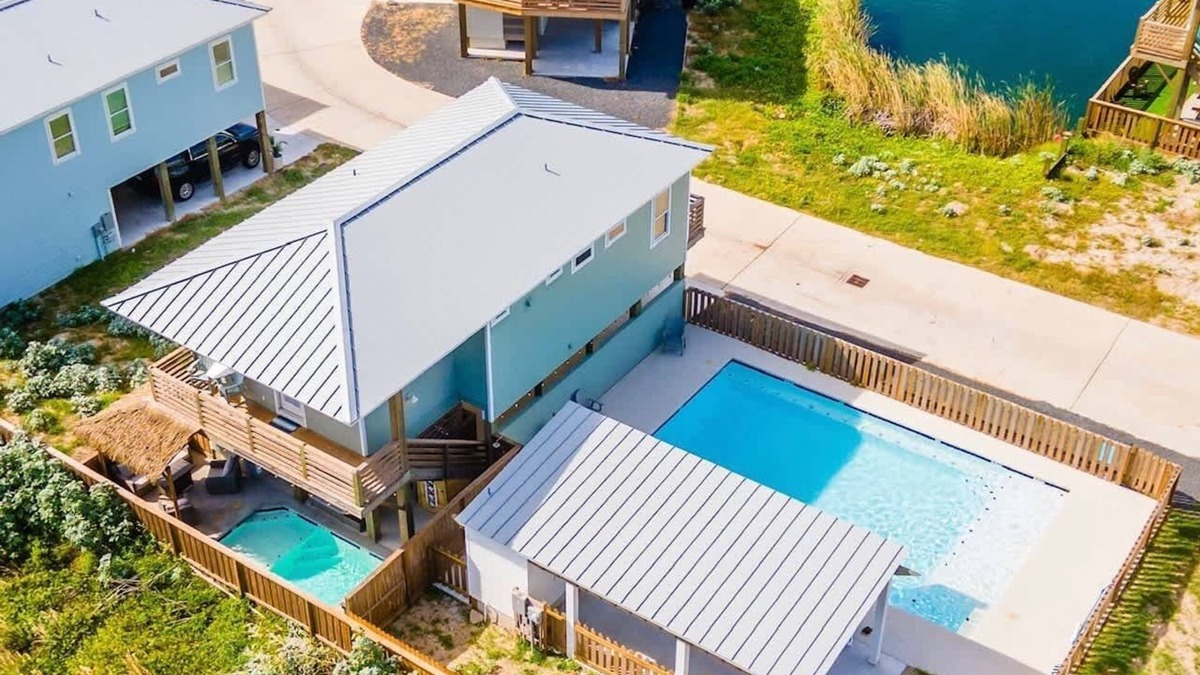 Port Aransas House | Our Last Sand Dollar - Heated/Chilled Private Pool