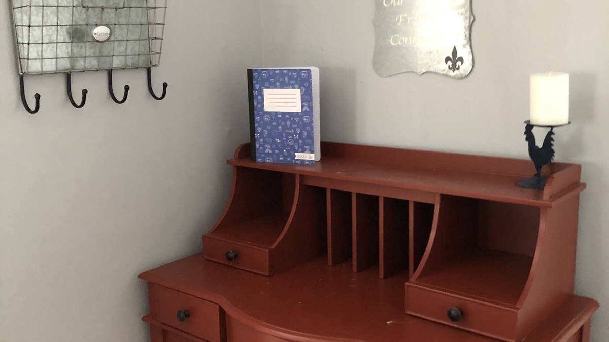 Gallipolis House | “our little French connection” Gallipolis No cleaning fee and Taxes all include