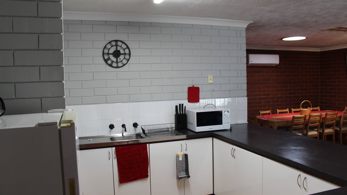 Huntingdale House | Our lovely former Family home which we have had rented out for 20yrs.