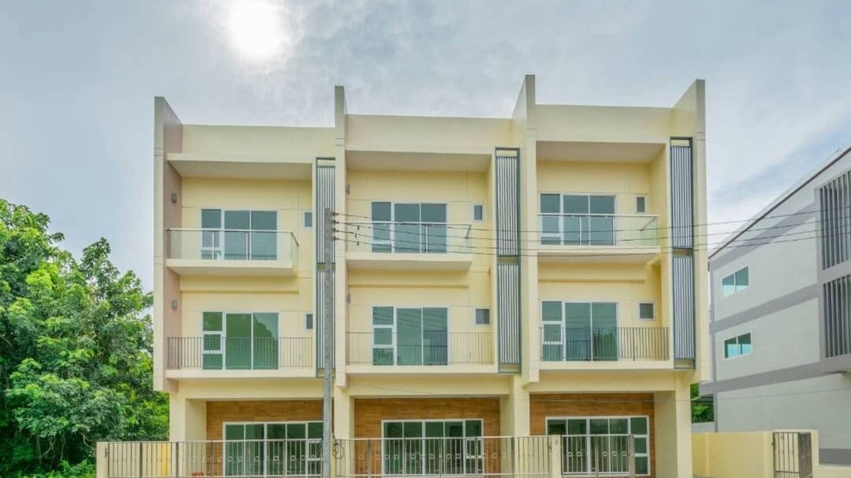 Kho Hong House | Our Villa located near the mountain and not far from Hatyai city.Enjoy FRESH AIR