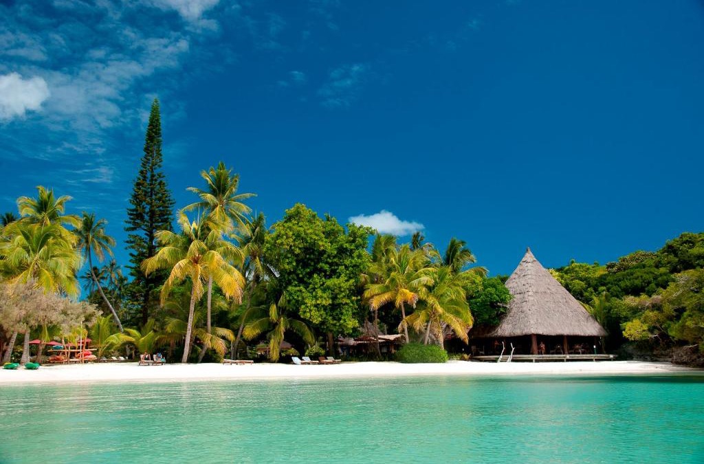 Kuto Resort | Oure Lodge Beach Resort