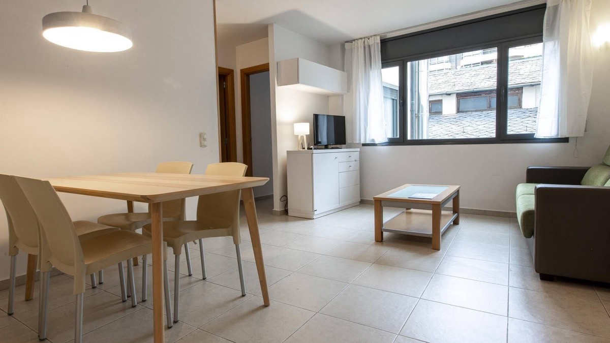 Les Escaldes Apartment | Outdoor Comfort Valira West